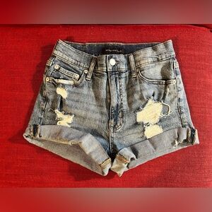 Aeropostale women mom short size2